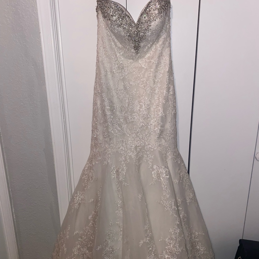 ALLURE ROMANCE 2667 Wedding Dress